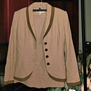 NICOLE TAYLOR SUIT & SKIRT!